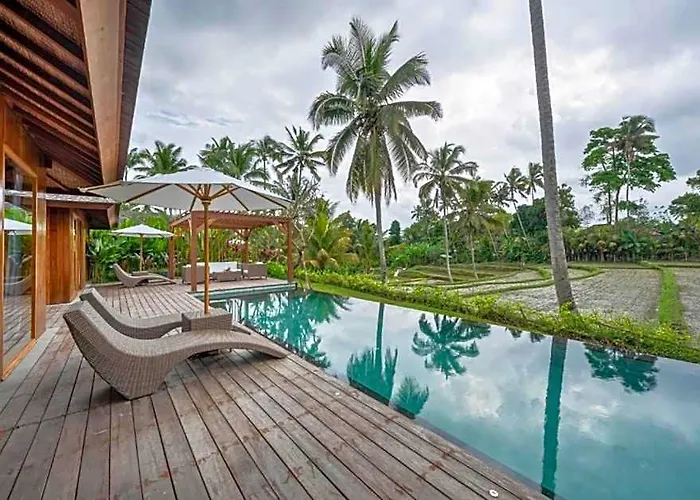 ホテル Entire 2 Bedroom Private Pool At Ubud 5*