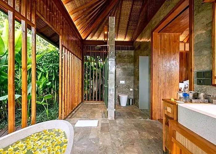 Entire 2 Bedroom Private Pool At Ubud 5* Bongkasa Pertiwi
